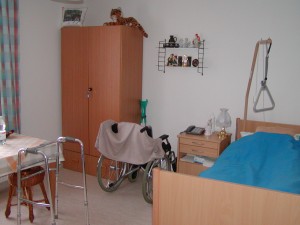 Seniorenpflegezentrum "Am Kottmar" - Heimbewohner wohnen überwiegend in modern eingerichteten Einbettzimmern.